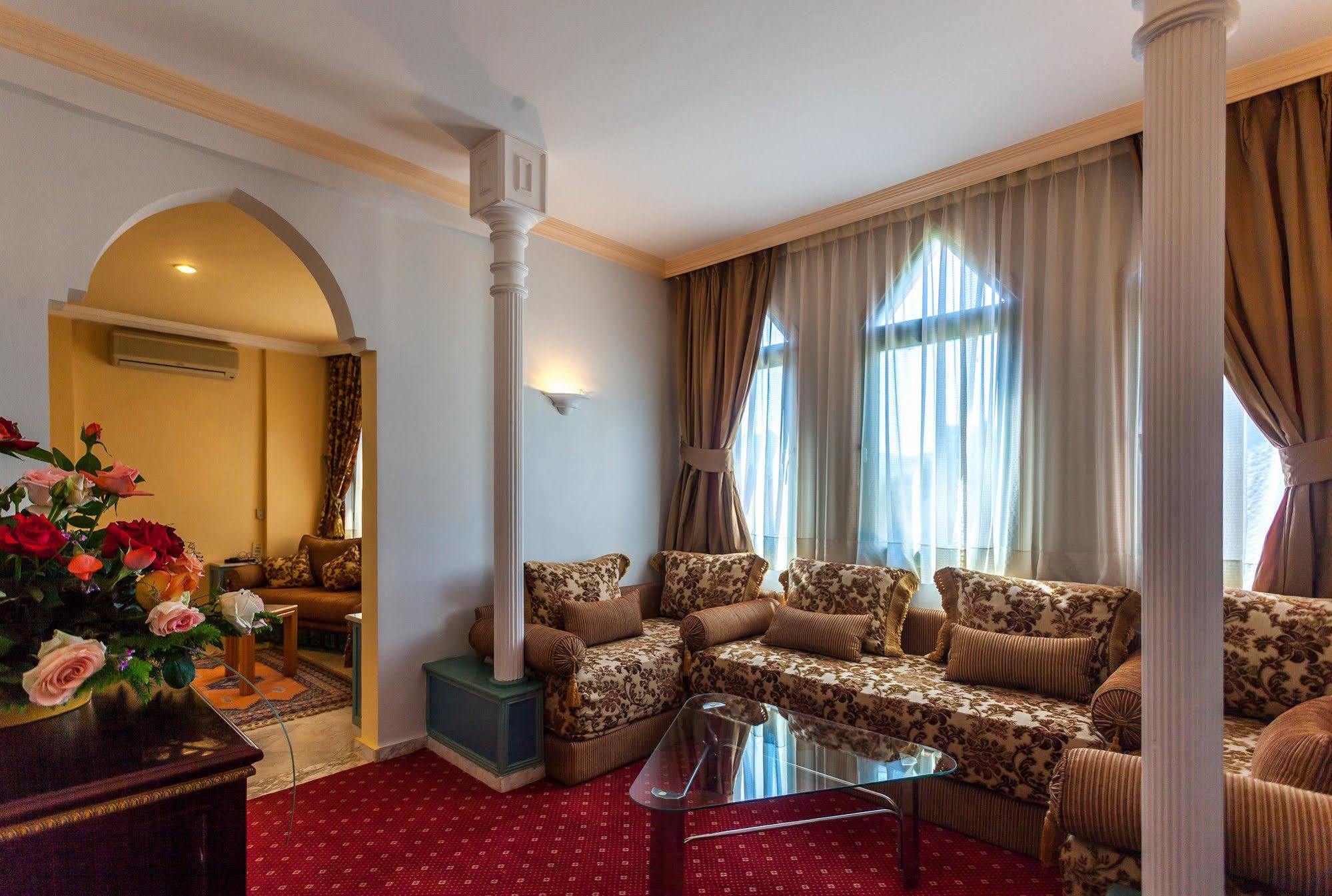 Chems Le Tazarkount Hotel Afourer Ngoại thất bức ảnh